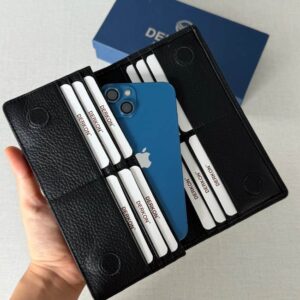 The Long Phone-Compartment Wallet