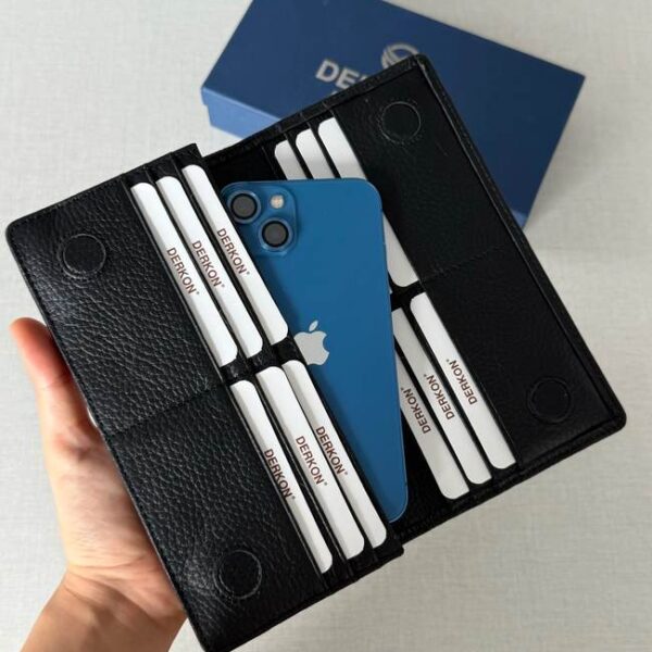 The Long Phone-Compartment Wallet